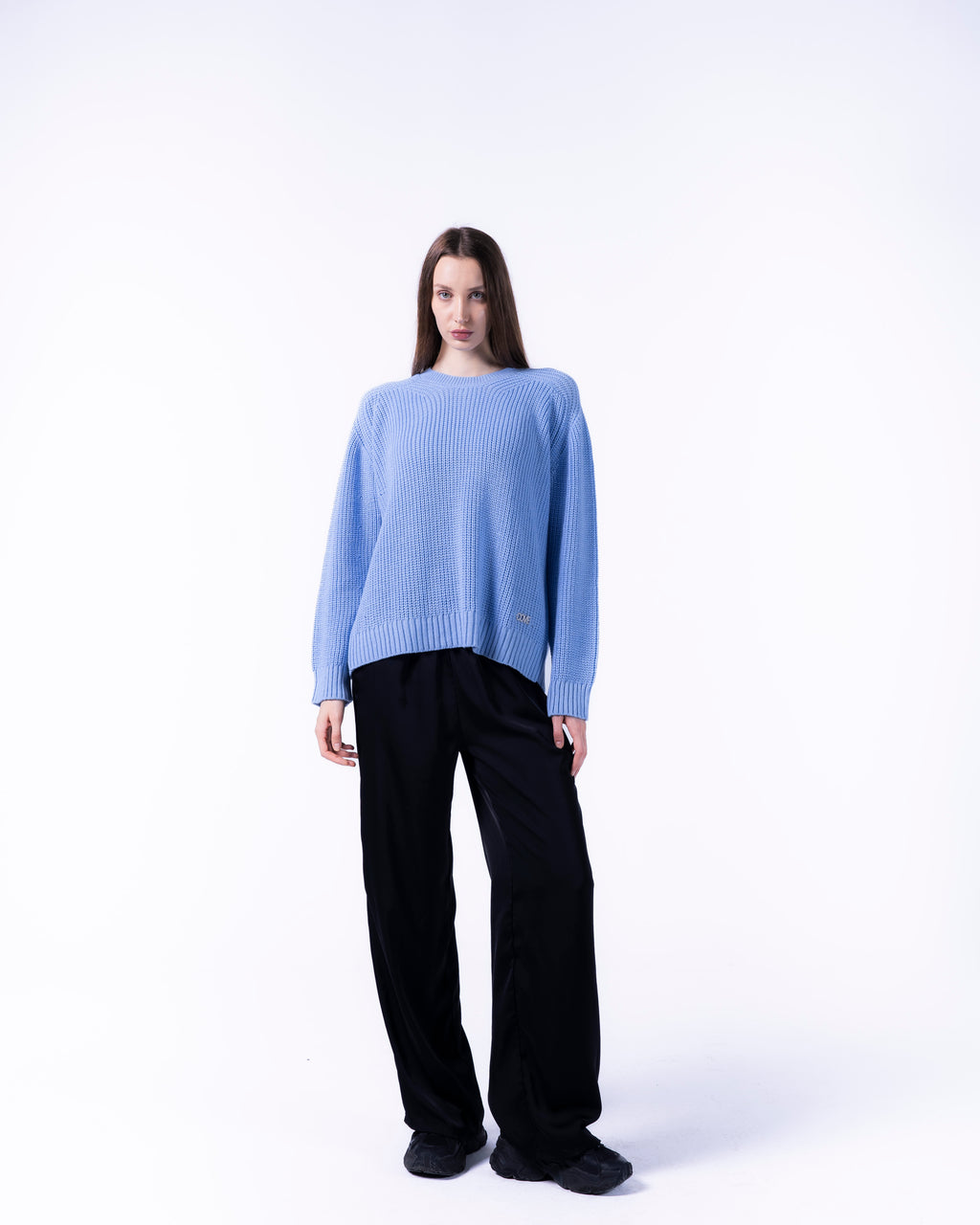 WOMEN BOXY BABY BLUE KNITTED CREW NECK