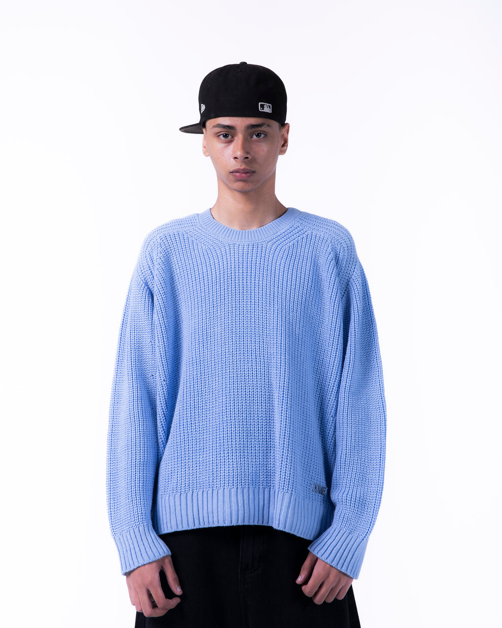 MEN BOXY BABY BLUE KNITTED CREW NECK